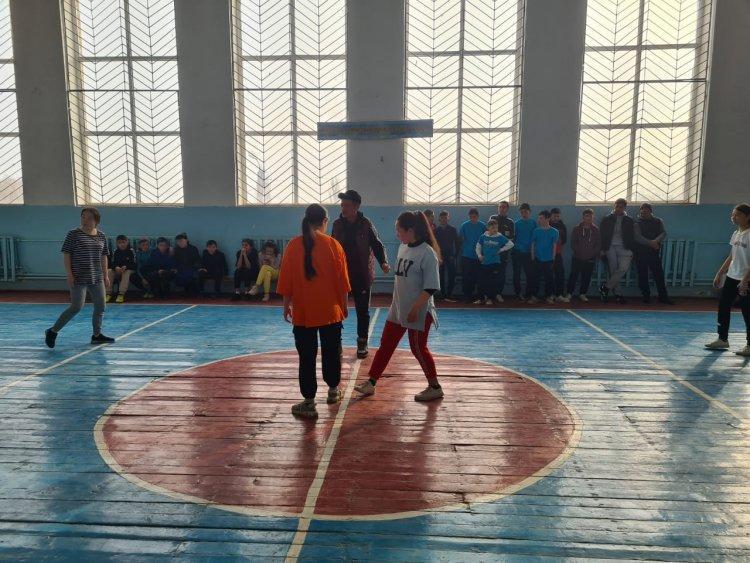 Спорттық ойындардан аудандық жарыс!